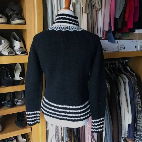 ⭐️BOGO FREE⭐️ GAP timeless zip front cardi wool sweater - Picture 5 of 8